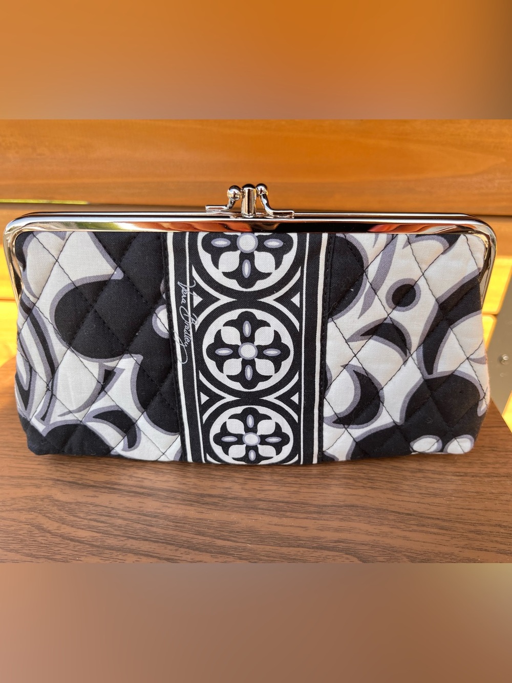 Vera Bradley Night & Day Retired Kisslock Wallet Clutch Black White Quilted